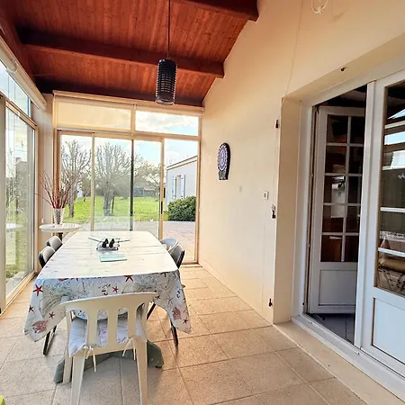 Maison Familiale Proche Plages Et Commerces Avec Jardin - Fr-1-778-48 * Dolus d'Oléron